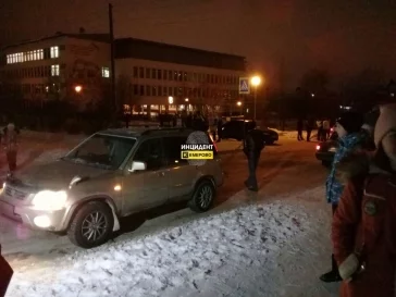 Фото: Попавший под машину в Кемерове ребёнок получил тяжёлую травму 3