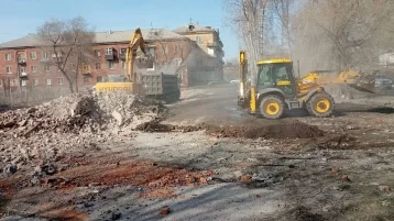 Фото: Денис Ильин: в Новокузнецке снесли 5 аварийных многоквартирных домов 1