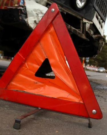 На Кузбасском мосту в Кемерове произошло ДТП с автобусом