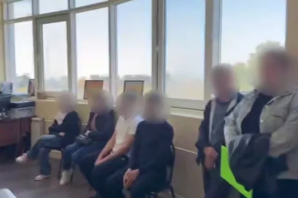 В Сочи нашли подростков, запустивших фейерверк у памятника воинам ВОВ