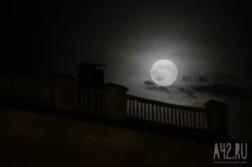 Фото: Суперлуние: кузбассовцы смогут увидеть огромную Луну 1