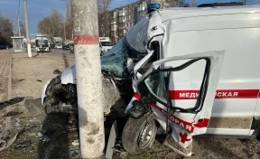 В Крыму в результате ДТП с автомобилем скорой помощи погиб человек