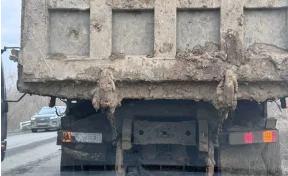 В Кемерове водителя грузовика оштрафовали за грязь на проезжей части