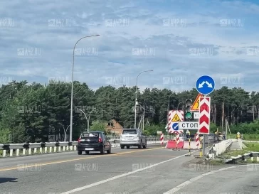Фото: Кемеровчане встали в километровой пробке на выезде из Лесной Поляны 3