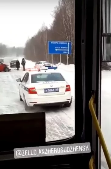 Фото: На трассе Кемерово — Анжеро-Судженск произошла серьёзная авария 3