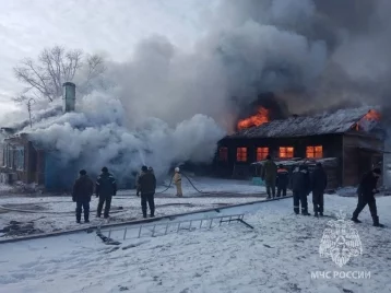 Фото: Сельская школа вспыхнула в Забайкальском крае 1