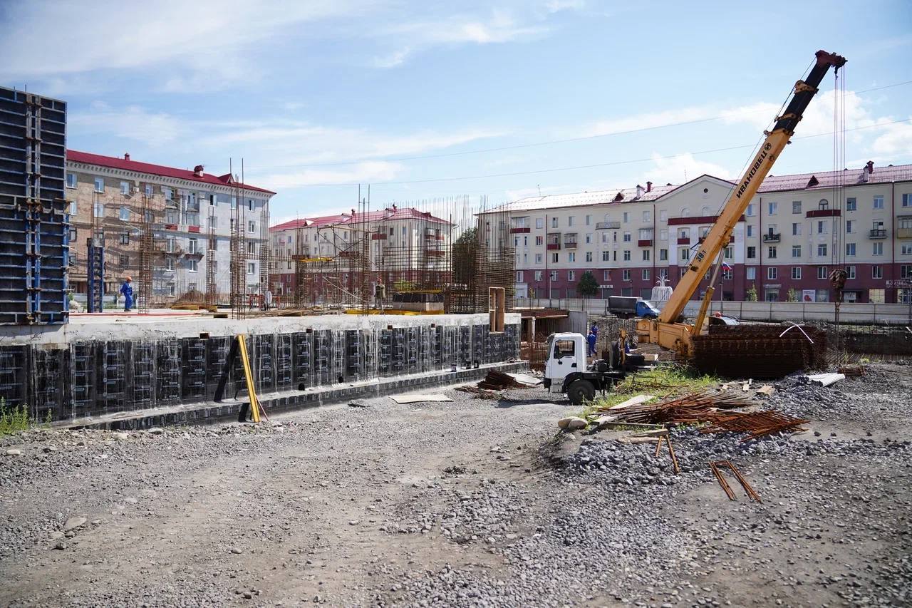 В Междуреченске новую школу на месте рухнувшей построят до конца 2025 года