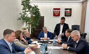 Ремонт школы в Яе остаётся под угрозой срыва, застройщику дали срок «до понедельника»