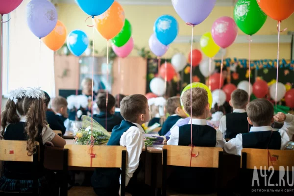 В России с 1 сентября начальным классам начнут преподавать внеурочный курс «Моя семья»
