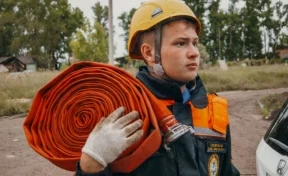 Кузбасские волонтёры помогают восстанавливать Иркутскую область после наводнения
