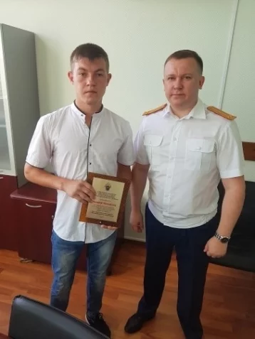 Фото: Жителя Кузбасса наградили за спасение мальчика, тонущего вместе со сверстницей и двумя взрослыми 1