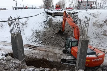 Фото: В Кемерове строители полностью разобрали верхнюю часть путепровода в Пионере 1