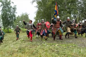 Фото: В Новокузнецке устроили битву в духе XVII века 4