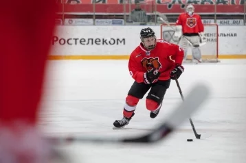 Фото: «Кузнецкие медведи» снова уступили «Красной армии» в плей-офф МХЛ 1