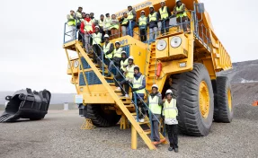 «Кузбассразрезуголь» поделился опытом развития промышленного туризма с гостями из Африки