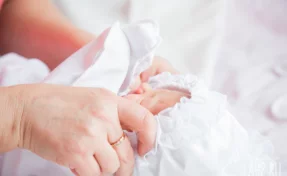 В РПЦ призвали назначать пособие по уходу за ребёнком без критериев нуждаемости