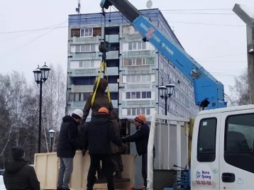 Фото: В Кемерове бетонный памятник в честь жителей блокадного Ленинграда заменят на бронзовый 1
