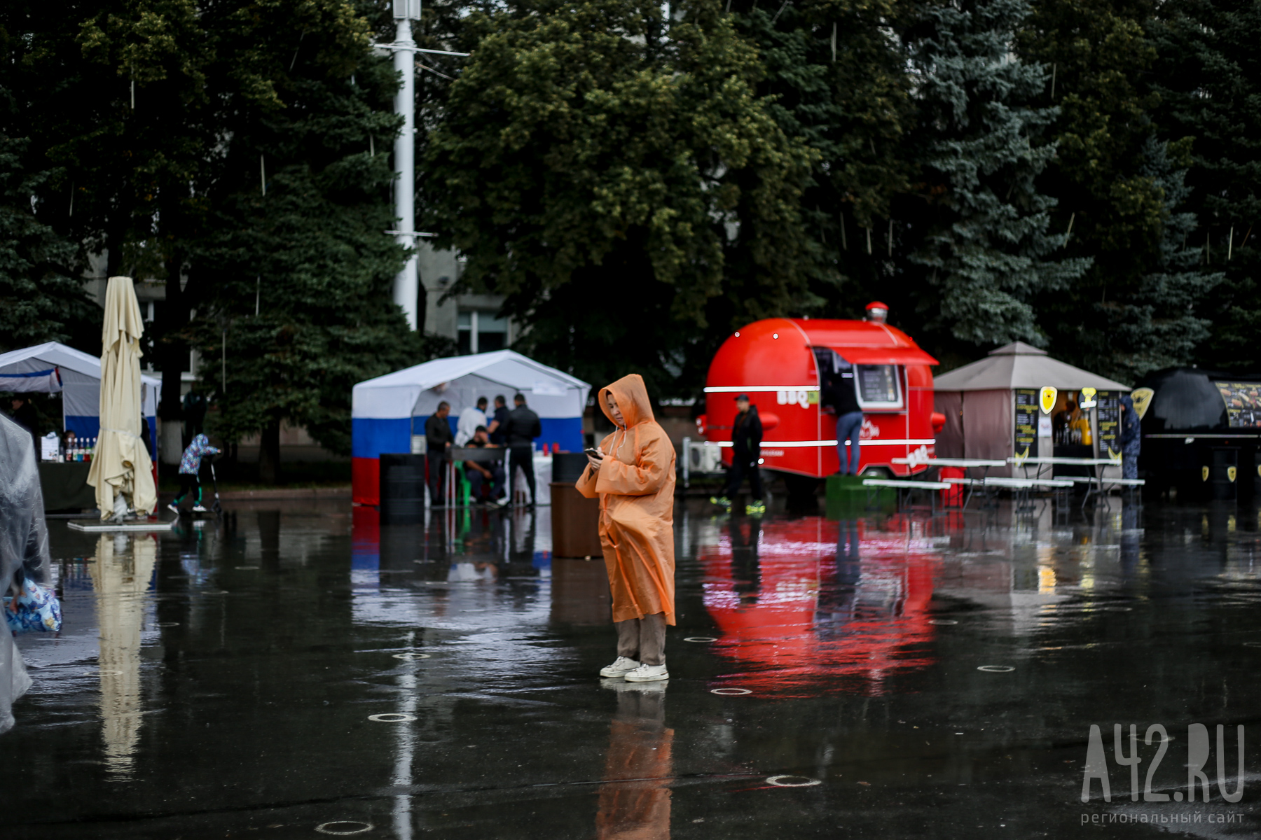 Кузбассовцам пообещали в воскресенье местами сильные и очень сильные дожди