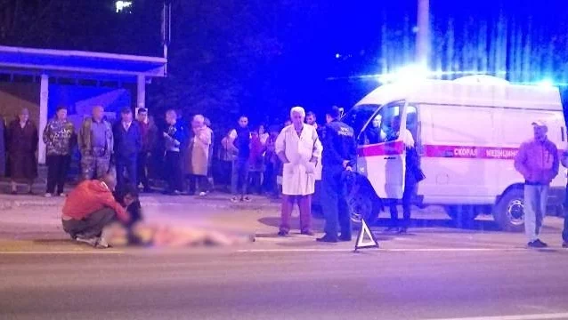 Фото: В Сети появились фото с места ДТП, в котором водитель BMW насмерть сбил двух детей  2