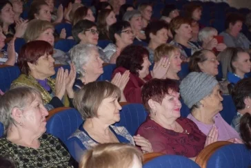 Фото: Разрез «Берёзовский» подарил яркий концерт жительницам Прокопьевского и Новокузнецкого районов Кузбасса 3