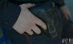 Грабитель уснул в квартире, его застала пришедшая с ночной смены хозяйка