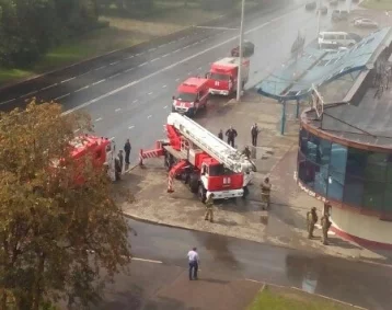 Фото: В здании бывшей «Акватории» в Кемерове произошёл пожар 1