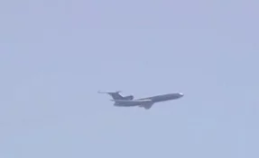 Российский Ту-154 пролетел над Белым домом: инцидент снят на видео