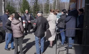 Мэр Междуреченска рассказал о ходе работ в пятиэтажке со сгоревшей крышей