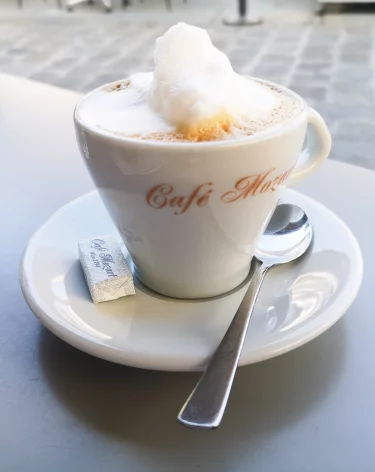 Врач объяснила пользу кофе для женщин после 60 лет