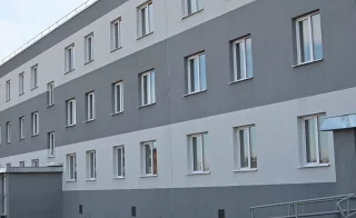 В Кузбассе заселили трёхэтажный 48-квартирный дом для детей-сирот