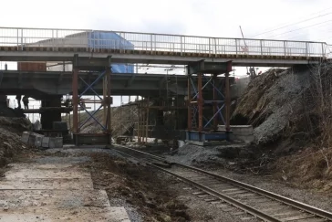 Фото: В Кемерове началось благоустройство территории у путепровода в Пионере 2