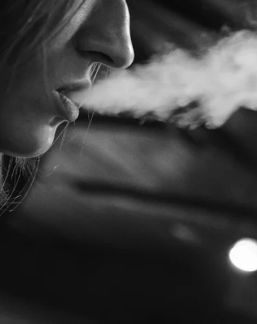 Депутаты Заксобрания Кировской области разработали проект ФЗ о запрете вейпов