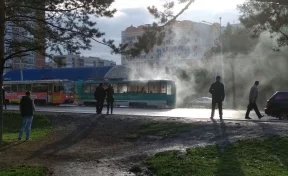 На Радуге в Кемерове загорелся трамвай