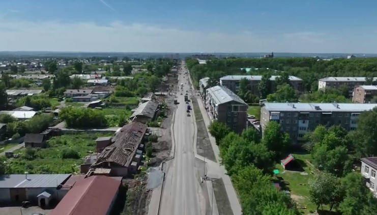 Новая дорога и снесённые дома: мэр Кемерова показал улицу Гагарина с высоты