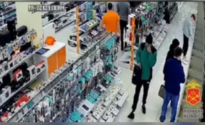 Рецидивист из Оренбургской области попался на преступлении в кузбасском городе