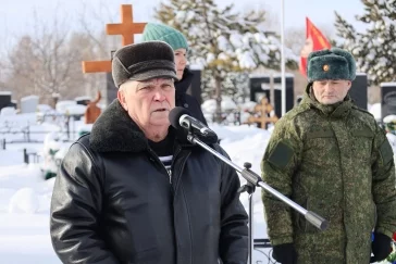 Фото: В Ленинск-Кузнецком округе захоронили останки погибшего на ВОВ красноармейца 2
