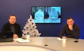 «Снегурочка-инопланетяночка»: глава Новокузнецка прокомментировал странные снежные фигуры