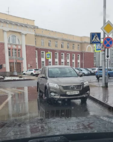 Автомобилиста оштрафовали почти на 10 тысяч рублей по наводке кемеровчанина