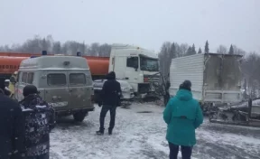Стало известно состояние троих пострадавших в ДТП с бензовозом под Кемеровом