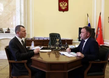 Фото: Губернатор Кузбасса Илья Середюк встретился с главой Минспорта РФ Михаилом Дегтярёвым 1