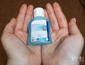 Фото: Дерматолог дала советы по спасению кожи рук после использования антисептиков и перчаток 1