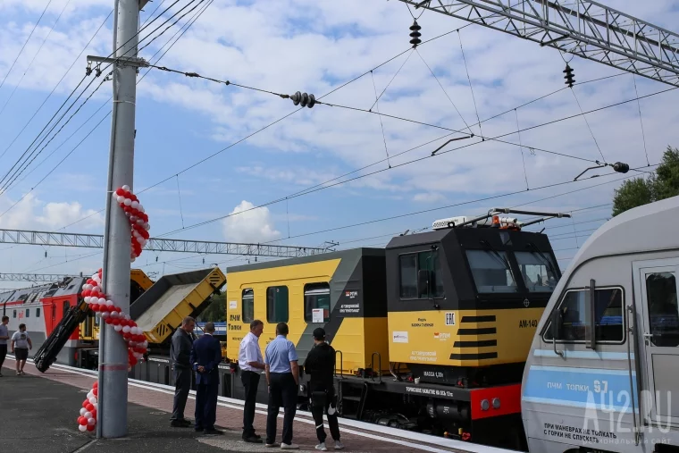 Фото: Магистральный локомотив, пожарный поезд и VR: как прошла выставка железнодорожной техники в Кемерове 18