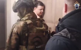 В Кузбассе задержали предпринимателя за взятки экс-главе минздрава Беглову