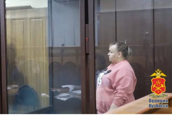 Трое кузбассовцев продали квартиру умершей женщины за 1 млн рублей: их задержали