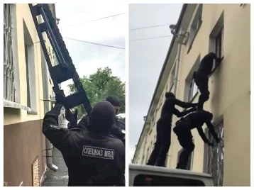 Фото: В Кузбассе штурм квартиры наркоторговки сняли на видео 1