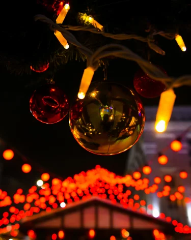 Сотни артистов будут развлекать кузбассовцев на Новый год