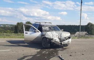 Фото: Кузбассовцы на похищенном автомобиле попали в ДТП в Алтайском крае 1