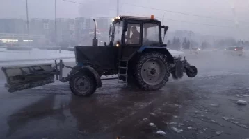 Фото: Трубопровод прорвало в Новокузнецке на Ильинке: залитая водой дорога перекрыта 1