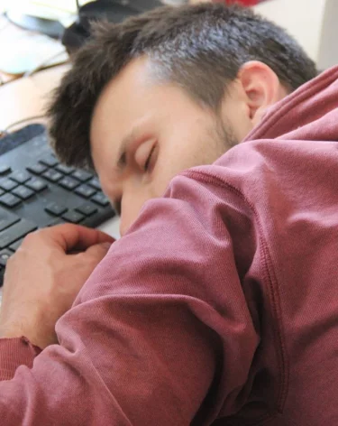 В Сеченовском университете рассказали, сколько должен отдыхать человек