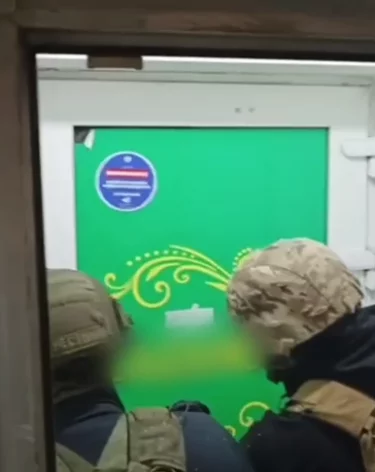 В Оренбурге продавщица взяла в заложники сотрудников Роспотребнадзора